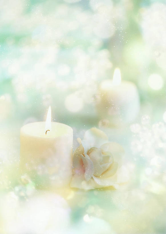 无人,竖图,室内,白天,正面,爱情,幸福,纯洁,热情,数码,科技,玫瑰,蜡烛,圣诞节,阴影,节日,朦胧,模糊,庆祝,盛开,光线,网络,火焰,影子,烛光,玫瑰花,高光,几何,计算机图形,浪漫,燃烧,合成,花蕾,文化,花,花瓣,花朵,鲜花,白玫瑰,花苞,花蕊,点燃,庆典,温暖,温馨,恩爱,纪念,电脑合成图,数码合成图,和睦,合成图,感动,写实,具体,具象,尊敬,天真,刺玫花,徘徊花,彩图,融洽