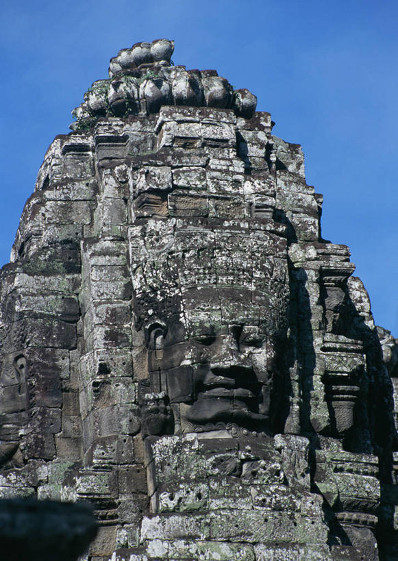 无人,寺庙,竖图,室外,白天,仰视,旅游,度假,名胜古迹,标志建筑,地标,建筑,吴哥窟,柬埔寨,亚洲,阴影,节日,遗迹,光线,影子,古迹,文化,文物,娱乐,建设,古建筑,蓝色,蓝天,天空,阳光,庙宇,天,祈祷,享受,休闲,健康,旅游胜地,放松,许愿,宗教,佛教,信仰,晴朗,纪念,祈求,古文明,万里无云,吴哥寺,高棉,柬埔寨王国,吉蔑,释教,平安,晴空,晴空万里,彩图,低角度拍摄,庙,寺