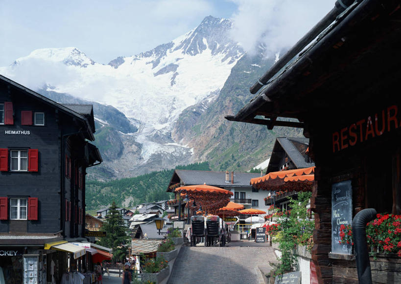 无人,横图,室外,白天,正面,度假,石头,美景,山,雪,雪山,植物,大雪,城市风光,城市,瑞士,欧洲,阴影,盛开,光线,盆栽,石子,影子,冰,积雪,景观,山峰,雪景,冬季,冬天,盆景,山峦,花蕾,娱乐,花,花瓣,花朵,鲜花,蓝色,绿色,蓝天,天空,阳光,自然,天,花苞,花蕊,享受,休闲,景色,放松,寒冷,生长,晴朗,成长,冰冷,咖啡店,咖啡屋,中欧,万里无云,严寒,瑞士联邦,冰凉,酷寒,凛冽,凛凛,极冷,瓦莱州,萨斯费,石块,岩石,晴空,晴空万里,彩图,咖啡馆