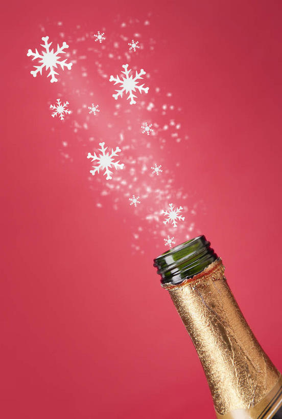 葡萄酒,无人,竖图,室内,特写,白天,正面,奢侈,快乐,水,飞溅,红色背景,装饰,溅,液体,水滴,雪花,浪漫,红酒瓶,玻璃制品,酒,酒瓶,水珠,饮料,玻璃瓶,瓶子,香槟,诱惑,摄影,影棚,华丽,修饰,点缀,一瓶,葡萄酒瓶,喷洒,衬托,美观,雅致,雅观,气泡酒,起泡酒,汽酒,彩图,影棚拍摄,高兴,欢笑,拍摄