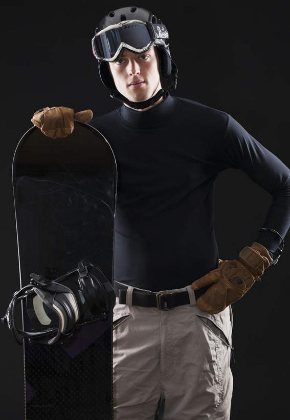 西方人,一个人,运动员,站,竖图,室内,白天,正面,安全,欧洲,欧洲人,仅一个男性,仅一个人,黑色背景,服装,眼镜,防护,注视,休闲装,运动器械,手叉腰,仅一个年轻男性,衣服,黑色,手套,叉腰,扶,观察,看,站着,休闲,休闲服,健身器械,摄影,服饰,影棚,观看,护目镜,保护,滑雪板,滑雪鞋,察看,扶着,关注,滑雪镜,保险,健身器材,滑雪装备,保全,周全,安稳,安定,安全防护眼镜,平安,男人,男性,年轻男性,白种人,体育运动员,运动选手,站立,半身,彩图,影棚拍摄,拍摄,雪镜,防护眼镜,运动器材