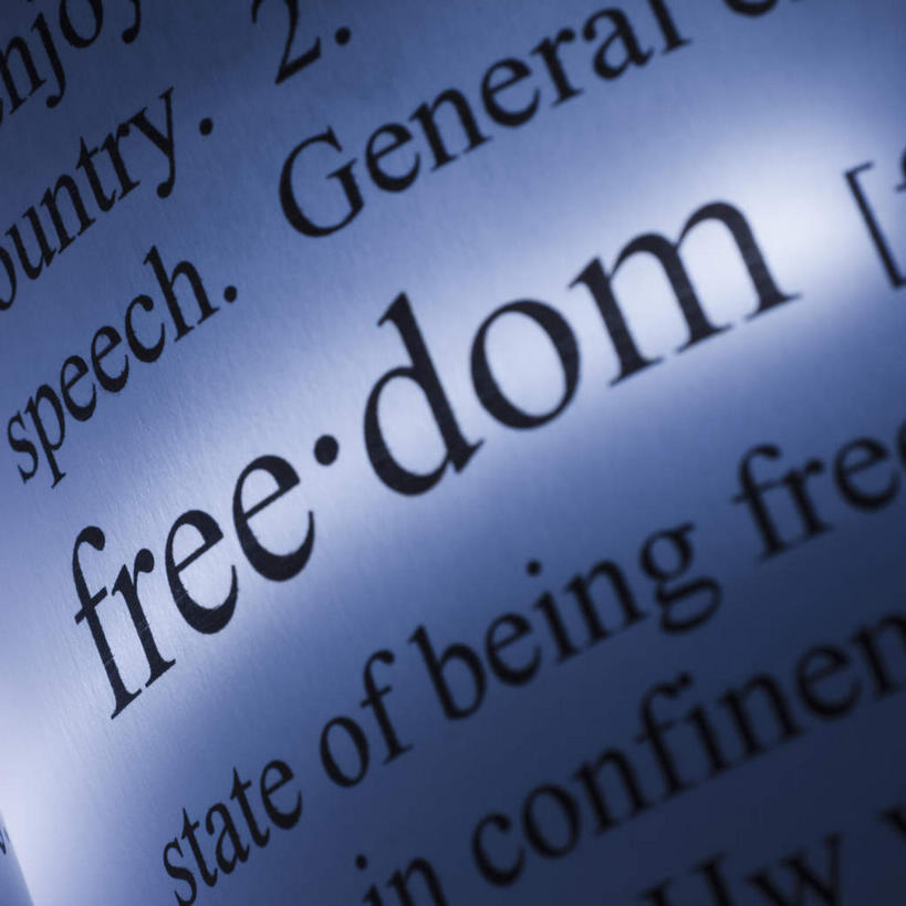 无人,方图,俯视,室内,特写,白天,静物,书籍,一本,阴影,反射,英文,标志,工具,文字,影子,字符,字母,标识,排列,打开,摄影,影棚,英文字母,开启,词典,摆列,辞典,工具书,书,图书,彩图,高角度拍摄,影棚拍摄,拍摄,布列,分列