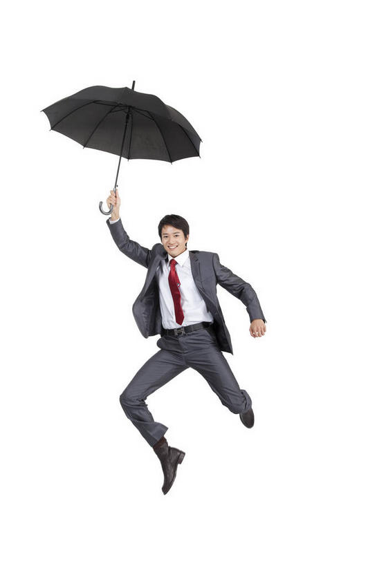东方人,一个人,商务人士,商务男性,跳,举,笑,微笑,露齿笑,竖图,室内,白天,白色背景,正面,衬衫,亚洲,仅一个男性,仅一个人,一把,握,套装,伞,雨伞,遮阳伞,领带,半空,拿,拿着,注视,黄种人,阳伞,仅一个年轻男性,黑色,观察,看,托,握着,摄影,影棚,观看,察看,太阳伞,象征,庄重,关注,摄影棚,商务装,身份,工薪阶层,正式,地位,男人,男性,年轻男性,亚洲人,白领,上班族,举起,举手,举着,跳跃,向上举,向上伸,向上托,彩图,全身,影棚拍摄,衬衣,拍摄