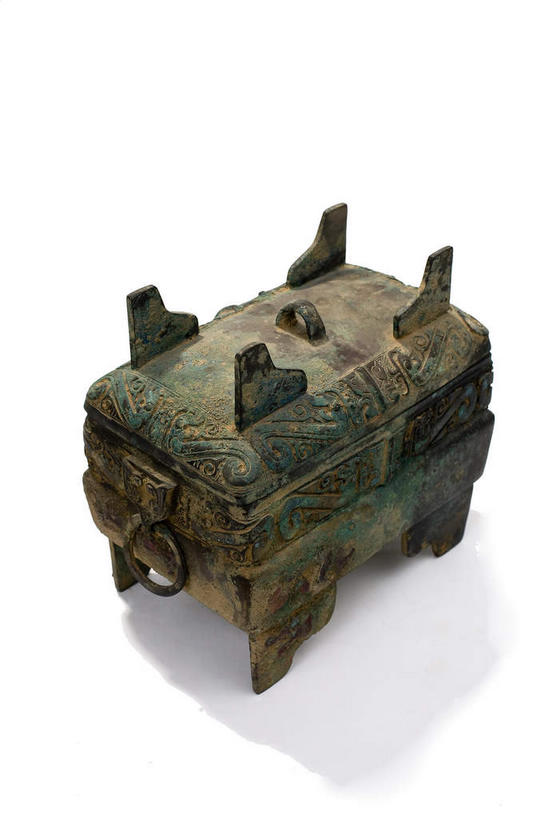 无人,竖图,室内,特写,白天,白色背景,正面,静物,金属制品,金属,一个,容器,碗,摄影,影棚,单个,储藏,储存,摄影棚,青铜,青铜器,彩图,影棚拍摄,拍摄,贮存,青铜制品,白敢畀盨,盨