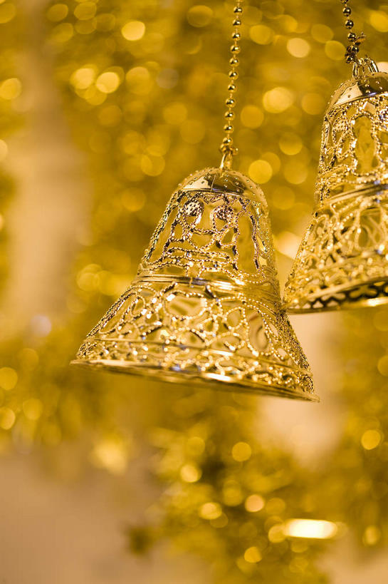 无人,竖图,室内,特写,白天,正面,幸福,运气,静物,风铃,金属制品,吊挂,悬挂,朦胧,模糊,金属,铃铛,挂,一个,绳子,祈祷,祈福,金色,警示,许愿,单个,绳索,祈求,吉祥,平和,问候,警惕,思念,想念,玉振,幸运,占风铎,彩图