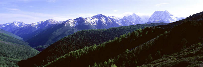 无人,横图,室外,白天,正面,旅游,度假,美景,森林,山,树林,雪,雪山,植物,大雪,中国,亚洲,阴影,光线,影子,冰,积雪,景观,山峰,雪景,云,云朵,冬季,冬天,山峦,云彩,娱乐,德钦,迪庆,云南,树,树木,蓝色,绿色,白云,蓝天,天空,阳光,自然,天,享受,休闲,景色,放松,寒冷,生长,晴朗,成长,冰冷,自然风光,东亚,迪庆藏族自治州,云南省,德钦县,白马雪山,中华人民共和国,西南地区,严寒,冰凉,酷寒,凛冽,凛凛,极冷,滇,迪庆州,晴空,彩图,白马雪山国家级自然保护区,白芒雪山,白茫雪山