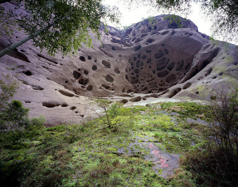 无人,横图,室外,白天,仰视,旅游,度假,草地,草坪,石头,美景,植物,中国,亚洲,石子,地形,景观,娱乐,草,树,树木,绿色,天空,自然,天,享受,休闲,景色,放松,生长,成长,自然风光,福建,东亚,地貌,丹霞地貌,福建省,中华人民共和国,华东地区,闽,石块,岩石,彩图,低角度拍摄,地表形态