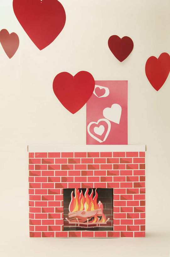 无人,竖图,室内,白天,白色背景,正面,爱情,壁炉,情人节,节日,爱心,庆祝,墙,贺卡,浪漫,祝福,文化,墙壁,墙面,红色,卡片,取暖,庆典,温暖,温馨,心形,恩爱,摄影,影棚,纪念,和睦,礼仪,祝愿,心型,彩图,影棚拍摄,拍摄,取暖设备,融洽