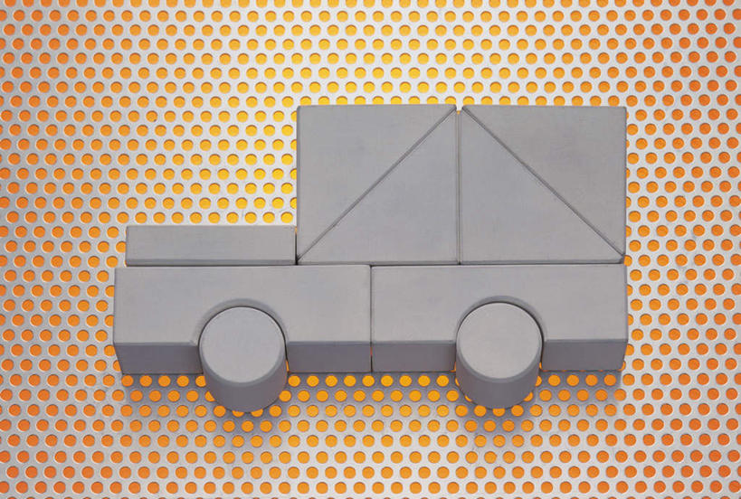 无人,横图,俯视,室内,特写,白天,游戏,智慧,汽车,静物,玩具,一辆,玩,娱乐,车,灰色,模型,交通工具,轿车,休闲,积木,益智,摄影,影棚,活动,思维,发泄,消遣,智力,想象,宣泄,玩耍,嬉戏,彩图,高角度拍摄,影棚拍摄,拍摄