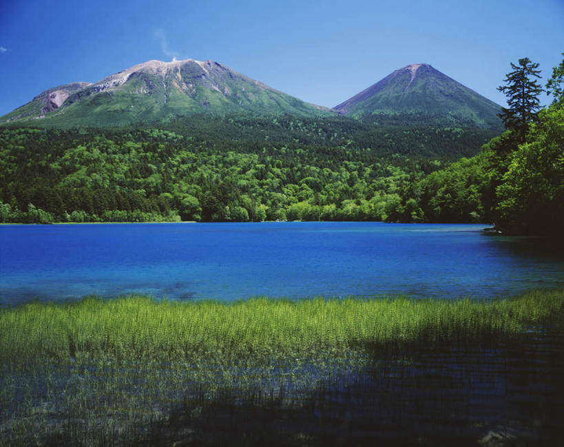 无人,横图,室外,白天,正面,旅游,度假,湖,湖泊,美景,山,水,雪,雪山,大雪,北海道,日本,亚洲,冰,湖面,积雪,景观,山峰,水流,水面,雪景,冬季,冬天,山峦,娱乐,自然,湖水,享受,休闲,景色,放松,寒冷,冰冷,自然风光,东亚,日本国,北海道地方,北海道岛,严寒,冰凉,酷寒,凛冽,凛凛,极冷,彩图,带广,带广市,十胜支厅,足寄町