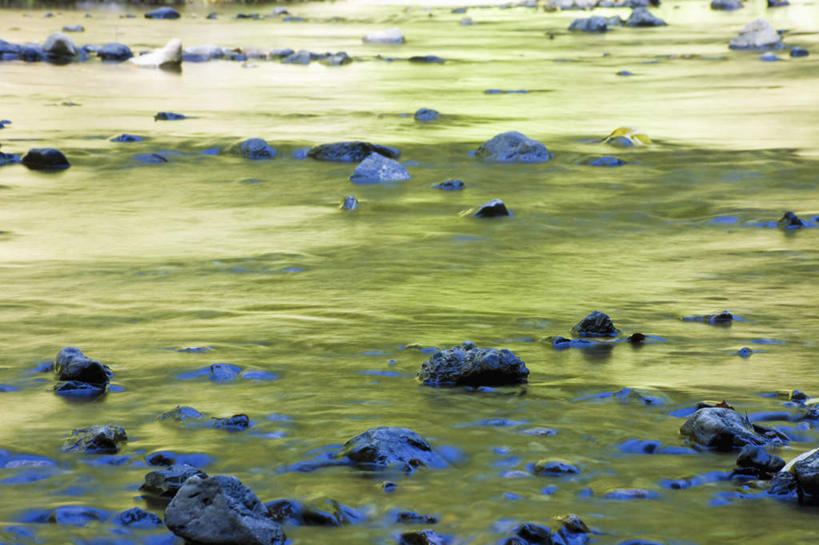 无人,横图,俯视,室外,白天,旅游,度假,湖,湖泊,石头,美景,水,日本,亚洲,阴影,朦胧,模糊,光线,石子,影子,湖面,景观,水流,水面,娱乐,阳光,自然,湖水,享受,休闲,景色,放松,自然风光,东亚,本州,本州岛,日本国,近畿地方,近畿,滋贺,滋贺县,石块,岩石,彩图,高角度拍摄