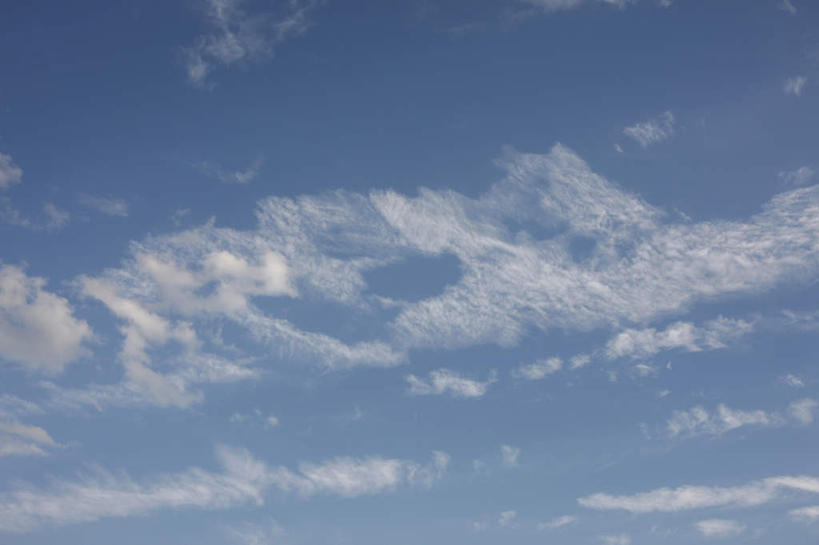 无人,横图,室外,白天,仰视,旅游,度假,美景,阴影,光线,影子,景观,云,云朵,云彩,娱乐,蓝色,白云,蓝天,天空,阳光,自然,天,享受,休闲,景色,放松,晴朗,自然风光,晴空,彩图,低角度拍摄