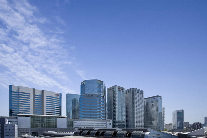 无人,高楼大厦,横图,全景,室外,白天,仰视,度假,美景,天际线,城市风光,城市,大厦,建筑,摩天大楼,东京,日本,亚洲,阴影,光线,影子,景观,云,云朵,建筑群,云彩,娱乐,建设,蓝色,白云,蓝天,天空,阳光,天,享受,休闲,景色,放松,东亚,本州,关东地方,本州岛,日本国,东京都,彩图,低角度拍摄,大楼,高层建筑,高楼,摩天楼