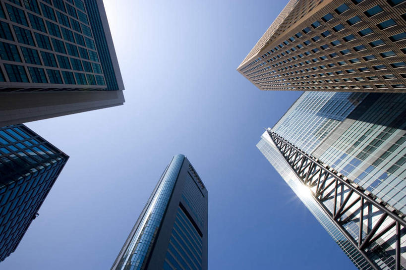 无人,高楼大厦,横图,室外,白天,仰视,度假,美景,窗户,落地窗,城市风光,城市,大厦,建筑,摩天大楼,东京,日本,亚洲,一排,许多,阴影,整齐,光线,方格,影子,景观,娱乐,玻璃窗,排列,蓝色,蓝天,天空,阳光,天,享受,休闲,景色,放松,晴朗,队列,东亚,本州,万里无云,关东地方,本州岛,日本国,东京都,晴空,晴空万里,彩图,低角度拍摄,大楼,高层建筑,高楼,摩天楼