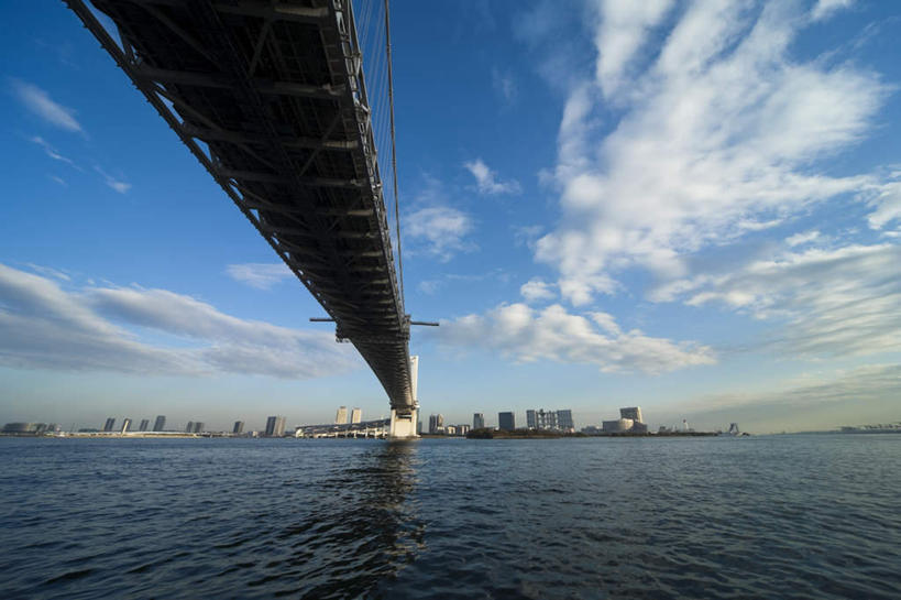 无人,高楼大厦,横图,室外,白天,仰视,旅游,度假,河流,美景,水,大桥,大厦,建筑,立交桥,摩天大楼,桥梁,东京,日本,亚洲,阴影,波纹,光线,影子,河水,景观,水流,云,云朵,高架,斜拉桥,桥,云彩,娱乐,蓝色,白云,蓝天,水纹,天空,阳光,自然,波浪,天,享受,休闲,景色,放松,自然风光,东亚,本州,关东地方,本州岛,日本国,东京都,彩图,低角度拍摄,大楼,高层建筑,高楼,摩天楼