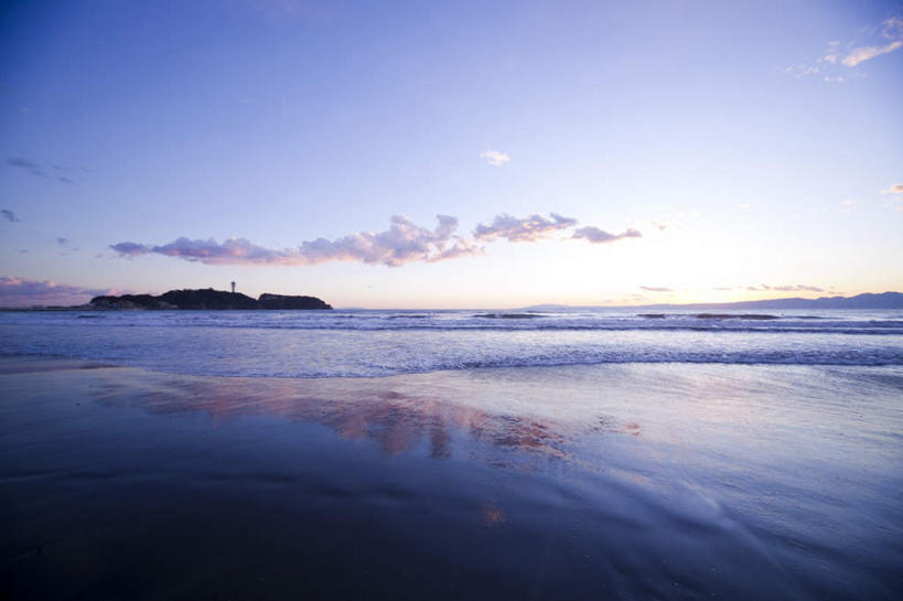 无人,横图,室外,白天,正面,旅游,度假,海浪,海洋,美景,沙滩,水,神奈川,日本,亚洲,阴影,飞溅,溅,光线,沙子,液体,影子,海岸,景观,浪花,水滴,水平线,云,云朵,辽阔,海平线,沙地,神奈川县,云彩,娱乐,水珠,蓝色,白云,蓝天,天空,阳光,自然,海水,天,享受,休闲,广阔,景色,放松,一望无际,喷洒,自然风光,海景,东亚,本州,关东地方,本州岛,日本国,无边无际,一马平川,大海,风浪,海,海水的波动,海滩,近岸浪,涌浪,彩图,水天相接,水天一线