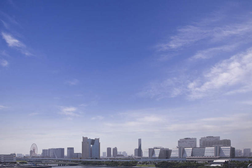 无人,高楼大厦,横图,全景,室外,白天,正面,度假,美景,天际线,城市风光,城市,大厦,建筑,摩天大楼,景观,云,云朵,云彩,娱乐,建设,蓝色,白云,蓝天,天空,天,享受,休闲,景色,放松,晴朗,晴空,彩图,大楼,高层建筑,高楼,摩天楼