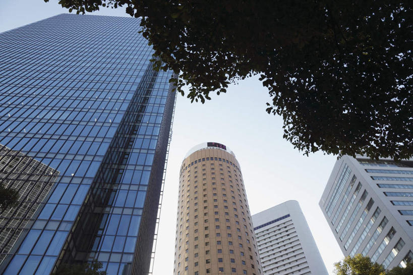 无人,高楼大厦,横图,室外,白天,仰视,度假,美景,植物,城市风光,城市,大厦,建筑,摩天大楼,日本,亚洲,景观,娱乐,建设,树,树木,蓝色,绿色,蓝天,天空,自然,天,享受,休闲,景色,放松,大阪,生长,晴朗,成长,东亚,本州,万里无云,大阪府,本州岛,日本国,近畿地方,近畿,晴空,晴空万里,彩图,低角度拍摄,大楼,高层建筑,高楼,摩天楼