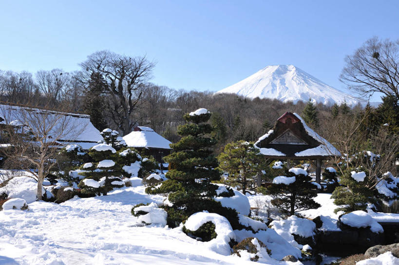 无人,横图,室外,白天,正面,旅游,度假,湖,湖泊,火山,美景,树林,水,雪,植物,大雪,富士山,静冈县,日本,亚洲,阴影,光线,影子,亭子,湖面,积雪,景观,水流,雪景,云,云朵,冬季,冬天,云彩,娱乐,树,树木,蓝色,绿色,白云,蓝天,天空,阳光,自然,湖水,天,享受,休闲,景色,放松,寒冷,生长,晴朗,成长,自然风光,东亚,本州,本州岛,日本国,中部地方,静冈,山梨,山梨县,三座,严寒,活火山,死火山,休眠火山,晴空,彩图