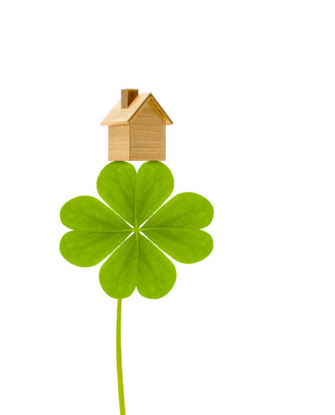 无人,竖图,室内,白天,白色背景,正面,自由,数码,科技,一片,一座,阴影,立体,空间,网络,四叶草,高光,几何,计算机图形,合成,幸运草,模型,规划,电脑合成图,数码合成图,合成图,和平,写实,具体,具象,牛角花,统一,直观,建筑模型,建筑设计,团结,幸运,设计,彩图