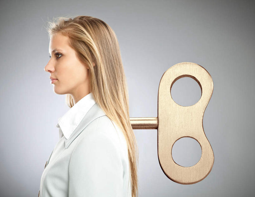 西方人,一个人,商务人士,商务女性,横图,室内,白天,侧面,衬衫,欧洲,欧洲人,仅一个年轻女性,仅一个女性,仅一个人,灰色背景,套装,疲倦,摄影,影棚,发条,疲劳,疲惫,工作压力,商务装,困乏,工薪阶层,疲乏,委顿,疲困,疲顿,疲钝,倦怠,怠倦,年轻女性,女人,女性,白种人,白领,上班族,半身,彩图,影棚拍摄,衬衣,拍摄