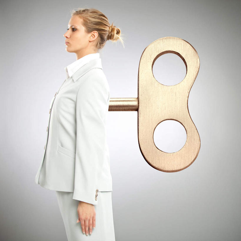 西方人,一个人,商务人士,商务女性,方图,室内,白天,侧面,衬衫,欧洲,欧洲人,仅一个年轻女性,仅一个女性,仅一个人,灰色背景,套装,疲倦,摄影,影棚,盘发,发条,疲劳,疲惫,工作压力,商务装,困乏,工薪阶层,疲乏,委顿,疲困,疲顿,疲钝,倦怠,怠倦,年轻女性,女人,女性,白种人,白领,上班族,半身,彩图,影棚拍摄,衬衣,拍摄