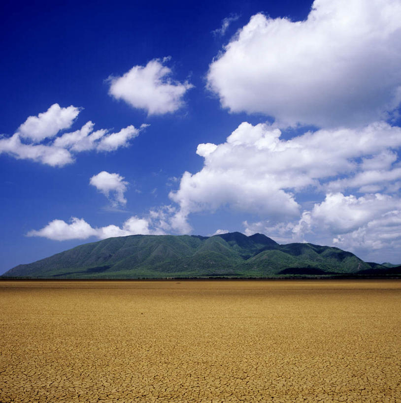 无人,竖图,室外,白天,正面,旅游,度假,美景,森林,沙漠,山,山脉,树林,植物,委内瑞拉,阴影,干燥,光线,影子,地平线,景观,山峰,云,云朵,辽阔,地面,山峦,云彩,娱乐,树,树木,蓝色,绿色,白云,蓝天,天空,阳光,自然,群山,天,享受,休闲,广阔,景色,南美,放松,茂密,茂盛,生长,晴朗,成长,一望无际,南美洲,干旱,拉丁美洲,枯燥,贫瘠,自然风光,延伸,美洲,天地相交,亚美利加洲,南亚美利加洲,委内瑞拉玻利瓦尔共和国,无边无际,一马平川,瘠薄,大漠,砂漠,晴空,彩图