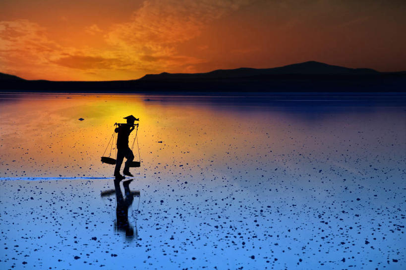 东方人,一个人,走,交叉,横图,俯视,室外,白天,海浪,海洋,日落,沙滩,山,山脉,竹子,帽子,亚洲,仅一个男性,仅一个人,仅一个中年男性,竹制,编织,扁担,草帽,篮子,沙子,海岸,浪花,山峰,晚霞,霞光,落日,沙地,山峦,背光,黄种人,骑,天空,海水,黄昏,竹篮,群山,天,扛,彩霞,竹条,交织,竹制品,逆光,海景,穿插,夕照,扛在肩上,骑在肩上,男人,男性,中年男性,亚洲人,大海,风浪,海,海水的波动,海滩,近岸浪,涌浪,夕阳,步行,散步,走路,彩图,高角度拍摄,全身,斜阳