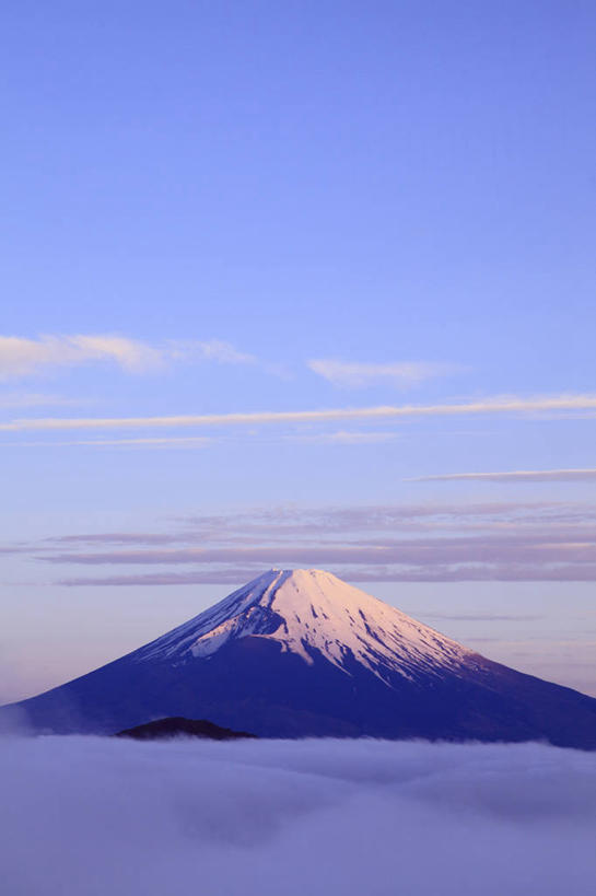 无人,竖图,室外,白天,正面,旅游,度假,日出,火山,美景,太阳,富士山,日本,亚洲,景观,云,云朵,朝霞,晨曦,黎明,云彩,娱乐,白云,阳光,自然,享受,休闲,景色,放松,自然风光,东亚,日本国,活火山,朝阳,彩图,卯时,破晓,日始