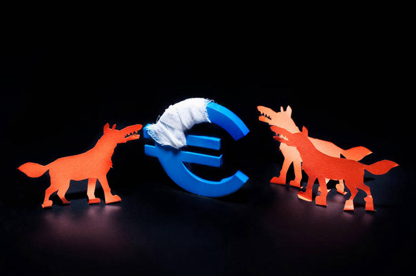 无人,横图,俯视,室内,特写,白天,桌面,桌子,狼,野生动物,静物,纺织品,三只,阴影,黑色背景,艺术,环绕,缠绕,反射,标志,布,纱布,文字,影子,纸艺,字符,手工艺品,字母,织物,文化,标识,一个,红色,蓝色,白色,黑色,动物,模型,纸制品,工艺品,剪纸,摄影,影棚,单个,布匹,高雅,薄纱,纠缠,凶猛,自信心,品位,剪画,刻纸,残暴,凶残,灰狼,彩图,高角度拍摄,影棚拍摄,拍摄,棉织品,犬科动物