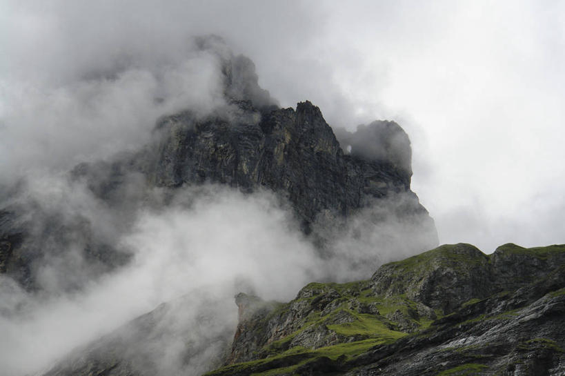 无人,横图,室外,白天,正面,旅游,度假,石头,美景,山,雪,雪山,雾,大雪,瑞士,欧洲,朦胧,模糊,石子,冰,积雪,景观,山顶,山峰,雪景,冬季,冬天,山峦,娱乐,自然,享受,休闲,景色,放松,寒冷,迷雾,冰冷,自然风光,中欧,沉积岩,严寒,瑞士联邦,冰凉,酷寒,凛冽,凛凛,极冷,颠峰,极峰,水成岩,石块,岩石,大雾,彩图