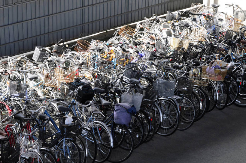 无人,停车场,交叉,横图,俯视,室外,白天,度假,美景,城市风光,城市,自行车,金属制品,日本,亚洲,一排,许多,停靠,阴影,整齐,编织,光线,金属,篮子,影子,景观,很多,娱乐,车,脚踏车,排列,阳光,容器,交通工具,享受,休闲,景色,放松,储藏,交织,储存,队列,停泊,载具,东亚,本州,本州岛,日本国,近畿地方,近畿,兵库,兵库县,穿插,彩图,高角度拍摄,泊车场,西宫市,贮存