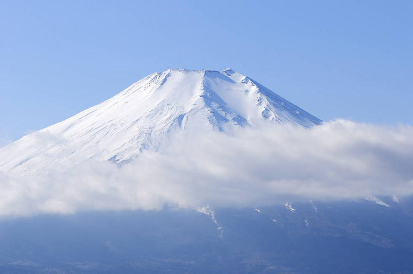 无人,横图,俯视,室外,白天,旅游,度假,火山,美景,山,雪,雪山,大雪,富士山,日本,亚洲,阴影,光线,影子,冰,积雪,景观,山峰,雪景,云,云朵,冬季,冬天,山峦,云彩,娱乐,蓝色,白云,蓝天,天空,阳光,自然,天,享受,休闲,景色,放松,寒冷,晴朗,淡水湖,冰冷,自然风光,东亚,本州,本州岛,日本国,中部地方,山梨,山梨县,严寒,冰凉,酷寒,凛冽,凛凛,极冷,富士五湖,山中湖,活火山,晴空,彩图,高角度拍摄,南都留郡,富士河口湖町