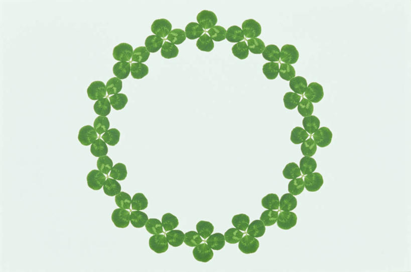 无人,横图,室内,白天,白色背景,正面,自由,数码,科技,阴影,环绕,围绕,网络,圆形,图形,圆,四叶草,高光,几何,计算机图形,合成,环抱,幸运草,电脑合成图,数码合成图,合成图,数学,和平,写实,具体,具象,牛角花,统一,萦绕,团结,幸运,彩图,几何图形,平面图形