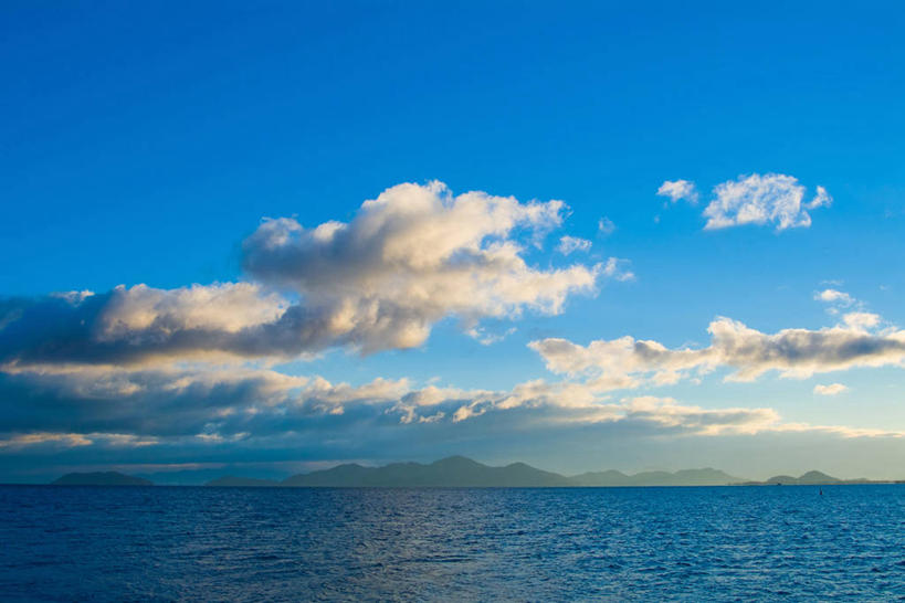 无人,横图,室外,白天,正面,旅游,度假,湖,湖泊,美景,山,山脉,水,日本,亚洲,阴影,波纹,光线,影子,湖面,景观,山峰,水流,水面,云,云朵,涟漪,山峦,云彩,娱乐,蓝色,白云,蓝天,水纹,天空,阳光,自然,波浪,湖水,群山,天,享受,休闲,景色,放松,晴朗,波光粼粼,自然风光,东亚,本州,本州岛,日本国,近畿地方,近畿,滋贺,滋贺县,琵琶湖,水晕,县厅,大津市,晴空,彩图,大津