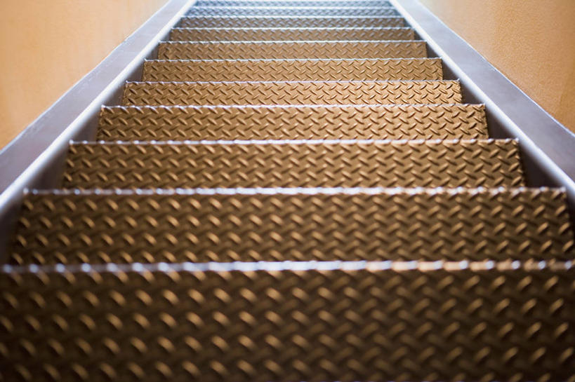 无人,横图,俯视,室内,白天,楼梯,静物,金属制品,阴影,反射,金属,影子,阶梯,台阶,彩图,高角度拍摄