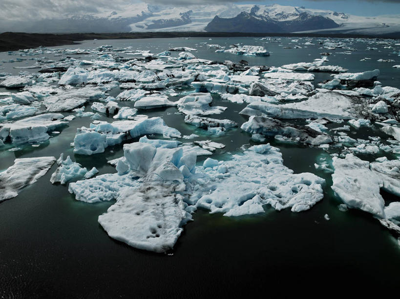 无人,公园,横图,室外,白天,正面,旅游,度假,冰山,河流,美景,山,水,欧洲,冰岛,阴影,光线,影子,冰,河水,景观,山峰,水流,山峦,娱乐,冰川,阳光,自然,享受,休闲,景色,放松,寒冷,冰冷,国家公园,自然风光,北欧,冰河,冰岛共和国,严寒,冰凉,酷寒,凛冽,凛凛,极冷,瓦特纳冰川国家公园,彩图