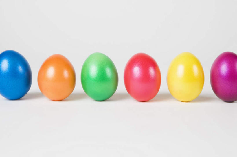 无人,横图,彩色,室内,特写,白天,白色背景,正面,复活节,一排,许多,节日,庆祝,整齐,蛋,很多,文化,排列,庆典,摄影,影棚,纪念,五颜六色,色彩斑斓,队列,五彩缤纷,彩蛋,复活节彩蛋,五彩斑斓,五光十色,彩图,影棚拍摄,拍摄