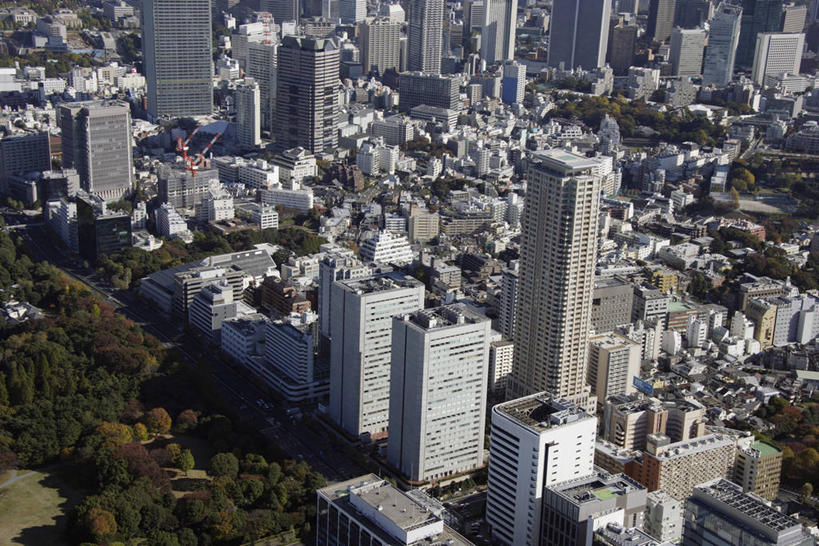 无人,家,高楼大厦,横图,俯视,航拍,室外,白天,度假,草地,草坪,美景,树林,植物,城市风光,城市,大厦,建筑,摩天大楼,东京,日本,亚洲,阴影,光线,影子,房屋,屋子,景观,公寓,青山,娱乐,洋房,楼房,住宅,草,树,树木,绿色,阳光,自然,享受,休闲,景色,放松,生长,成长,鸟瞰,东亚,本州,关东地方,本州岛,日本国,东京都,县厅,港区,东京市,彩图,高角度拍摄,房子,大楼,高层建筑,高楼,摩天楼