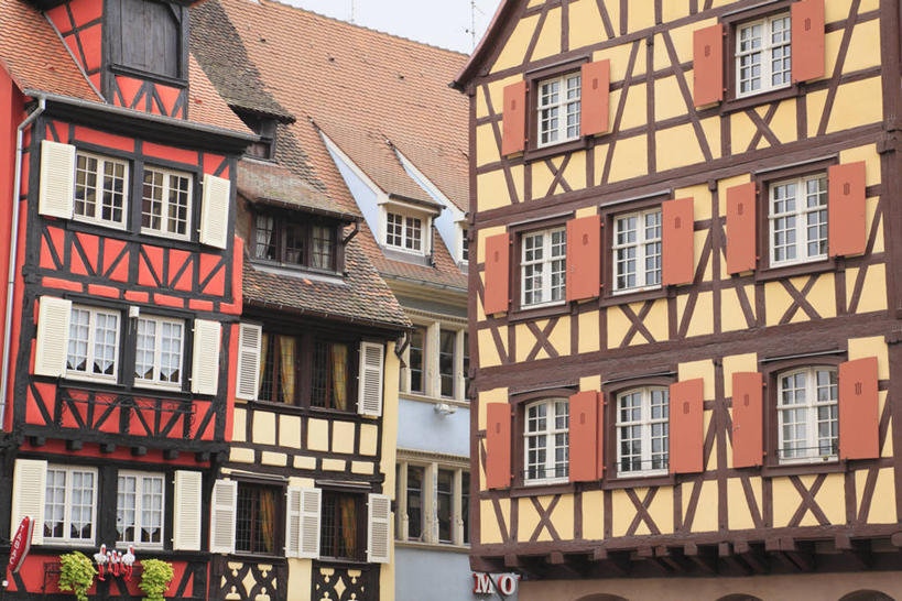 无人,家,横图,室外,白天,正面,度假,美景,城市风光,城市,法国,欧洲,阴影,光线,影子,房屋,屋子,景观,公寓,娱乐,洋房,楼房,住宅,阳光,享受,休闲,景色,放松,阿尔萨斯,西欧,法兰西,法兰西共和国,法兰西第五共和国,阿尔萨斯大区,彩图,房子