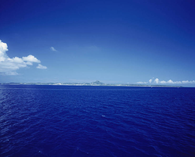 无人,横图,室外,白天,正面,旅游,度假,海浪,海洋,美景,日本,亚洲,阴影,光线,影子,景观,浪花,水平线,云,云朵,辽阔,海平线,云彩,娱乐,冲绳,蓝色,白云,蓝天,天空,阳光,自然,海水,天,享受,休闲,广阔,景色,放松,晴朗,一望无际,冲绳县,自然风光,海景,东亚,琉球群岛,冲绳岛,日本国,九州地方,无边无际,一马平川,冲绳群岛,大海,风浪,海,海水的波动,近岸浪,涌浪,晴空,彩图,冲绳本岛,琉球列岛,水天相接,水天一线