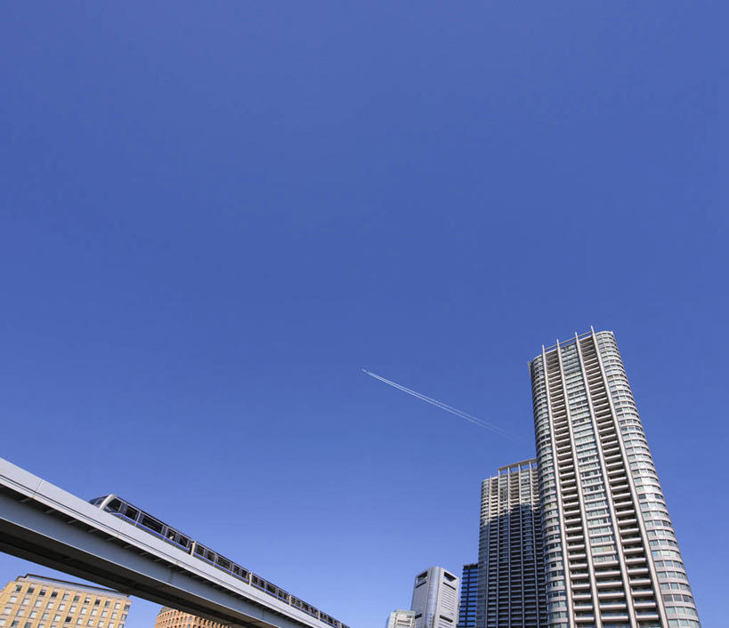 无人,高楼大厦,横图,室外,白天,仰视,度假,美景,城市风光,城市,大桥,大厦,建筑,摩天大楼,桥梁,火车,东京,日本,亚洲,阴影,光线,影子,景观,烟雾,云,云朵,高架,桥,百合海鸥号,云彩,娱乐,车,蓝色,白云,蓝天,天空,阳光,交通工具,天,享受,休闲,景色,放松,晴朗,污染,废气,载具,高架桥,东亚,飞机尾迹,高架道路,跨线桥,本州,尾迹云,机尾云,飞机拉烟,云带,尾迹,关东地方,本州岛,日本国,东京都,机尾迹,飞机尾气,县厅,港区,东京市,晴空,彩图,低角度拍摄,大楼,高层建筑,高楼,摩天楼,百合鸥号,临海线