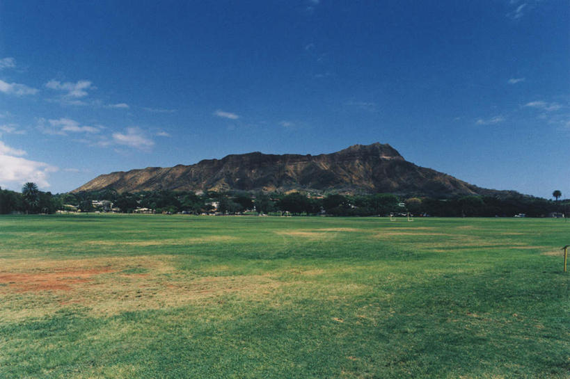 无人,横图,室外,白天,正面,旅游,度假,草地,草坪,岛屿,美景,山,山脉,植物,夏威夷,美国,阴影,光线,影子,景观,山峰,云,云朵,山峦,云彩,娱乐,草,树,树木,蓝色,绿色,白云,蓝天,天空,阳光,自然,群山,天,享受,休闲,景色,放松,生长,晴朗,成长,北美,北美洲,自然风光,美洲,夏威夷岛,夏威夷州,爱洛哈之州,北亚美利加洲,亚美利加洲,大岛,列岛,群岛,诸岛,晴空,彩图