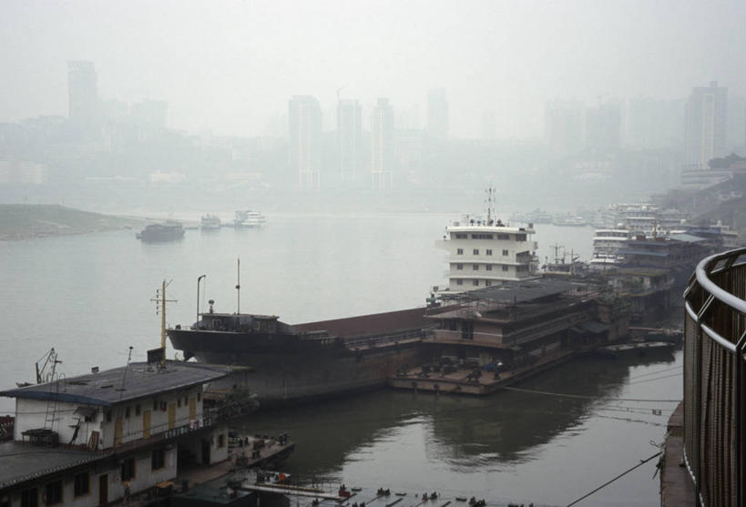 无人,家,高楼大厦,码头,横图,俯视,室外,白天,度假,河流,美景,水,雾,城市风光,城市,大厦,港口,建筑,摩天大楼,重庆,中国,亚洲,朦胧,模糊,房屋,屋子,河水,景观,水流,娱乐,楼房,住宅,享受,休闲,瓦房,景色,放松,迷雾,东亚,中华人民共和国,西南地区,重庆市,渝,大雾,彩图,高角度拍摄,房子,摆渡口,埠头,大楼,渡口,渡头,港湾,高层建筑,高楼,海港,货运码头,口岸,摩天楼,商港