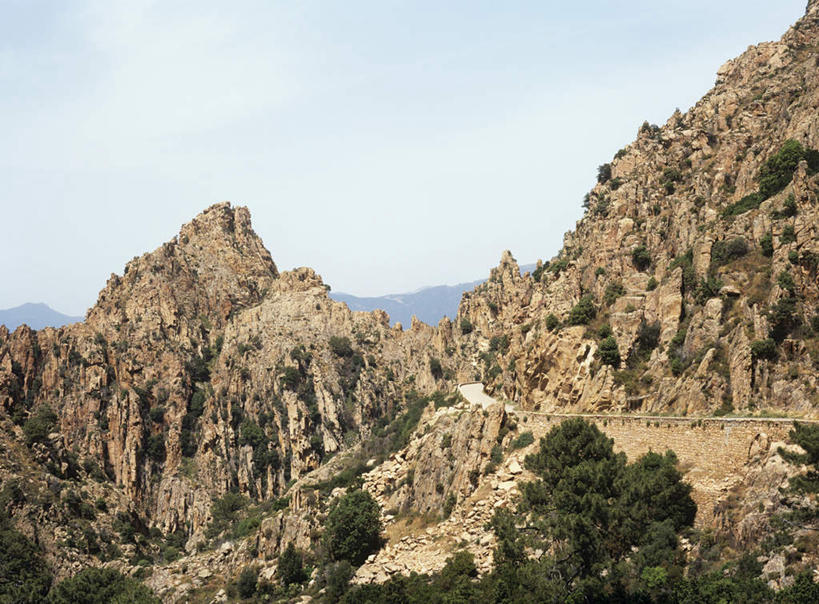 无人,横图,室外,白天,正面,旅游,度假,石头,美景,山,山脉,峡谷,植物,法国,欧洲,阴影,光线,纹路,石子,纹理,影子,景观,山峰,云,云朵,山谷,山峦,云彩,娱乐,树,树木,蓝色,绿色,白云,蓝天,天空,阳光,自然,群山,天,享受,休闲,景色,放松,生长,晴朗,成长,科西嘉,科西嘉岛,岩层,自然风光,法兰西共和国,肌理,法兰西第五共和国,科西嘉大区,石块,岩石,晴空,彩图