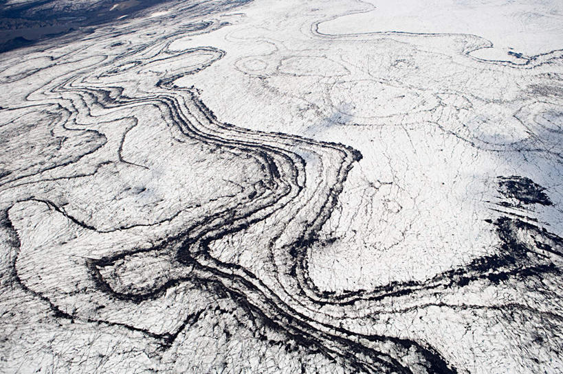 无人,横图,俯视,航拍,室外,白天,旅游,度假,冰山,美景,山,欧洲,冰岛,阴影,光线,影子,冰,景观,山峰,山峦,娱乐,冰川,阳光,自然,享受,休闲,景色,放松,寒冷,冰冷,鸟瞰,自然风光,北欧,冰河,冰岛共和国,杰古沙龙湖,严寒,冰凉,酷寒,凛冽,凛凛,极冷,瓦特纳冰原,彩图,高角度拍摄
