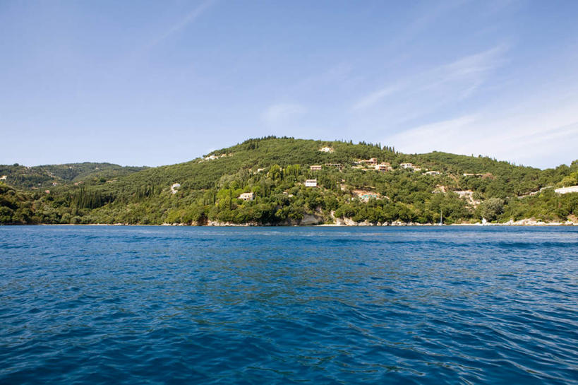 无人,横图,室外,白天,正面,旅游,度假,海浪,海洋,美景,森林,山,山脉,树林,植物,希腊,欧洲,波纹,景观,浪花,山峰,云,云朵,涟漪,山峦,云彩,娱乐,树,树木,蓝色,绿色,白云,蓝天,水纹,天空,自然,海水,波浪,群山,天,享受,休闲,景色,放松,生长,晴朗,成长,自然风光,海景,希腊共和国,水晕,爱奥尼亚群岛,伊奥尼亚群岛,科孚岛,克基拉岛,大海,风浪,海,海水的波动,近岸浪,涌浪,晴空,彩图