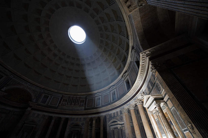 无人,横图,室内,白天,仰视,旅游,度假,石头,名胜古迹,天花板,标志建筑,地标,建筑,意大利,欧洲,罗马,阴影,遗迹,光线,石子,影子,墙,首都,古迹,文物,娱乐,建设,古建筑,墙壁,墙面,享受,休闲,旅游胜地,放松,南欧,古文明,意大利共和国,万神殿,万神庙,罗马万神殿,罗马万神庙,石块,彩图,低角度拍摄