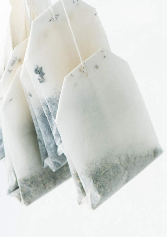 无人,竖图,室内,特写,白天,白色背景,正面,美容,幸福,茶,桌面,桌子,一排,护肤,整齐,包装,茶叶,食品,娱乐,茶包,食物,排列,白色,花茶,保养,享受,休闲,温馨,放松,乐趣,摄影,影棚,花草茶,提神,舒适,队列,醒脑,养颜,三袋,香花茶,香片,熏花茶,彩图,影棚拍摄,拍摄