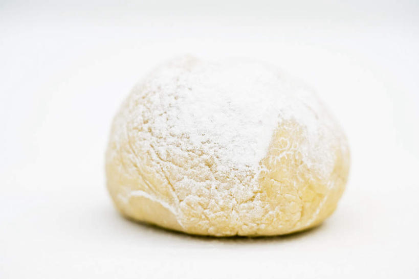 点心,面包,无人,横图,室内,特写,白天,白色背景,正面,面粉,食品,甜点,甜品,食物,糕点,一个,甜食,摄影,影棚,单个,彩图,影棚拍摄,拍摄,小麦面粉